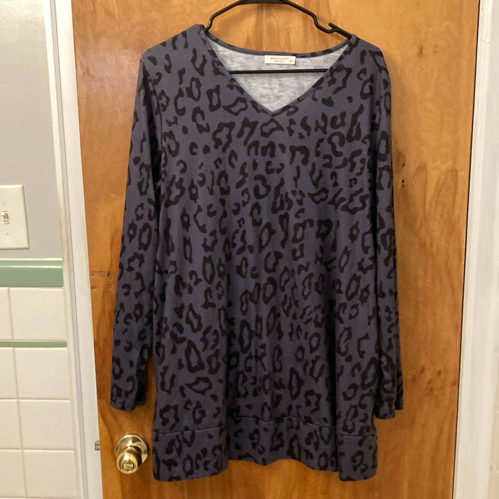 Monsoar Animal Print Tunic Top